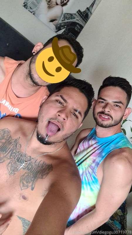 Escribeme al dm y ven a ver como me porte de mal con mis dos..