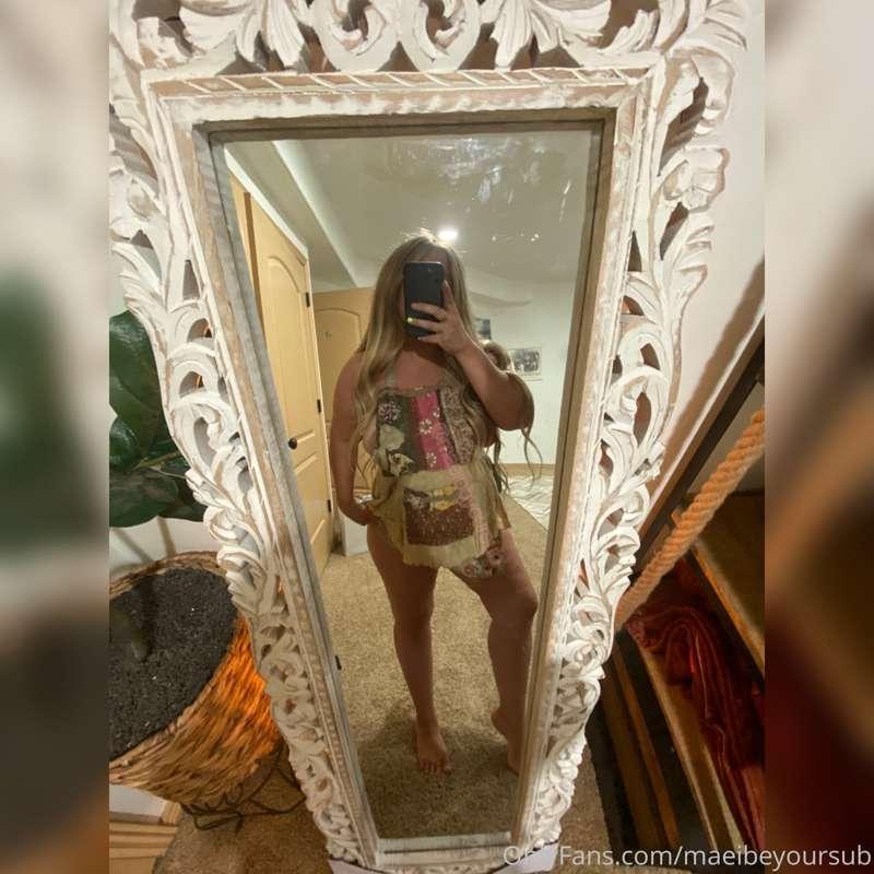 Did y’all catch my live the other day with my cute apron? Ti..