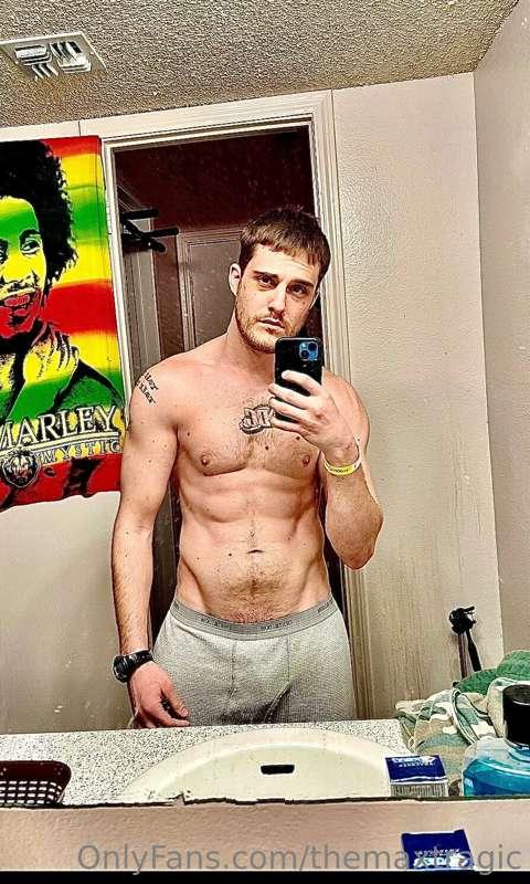 Someone told me that my V-cut look like cum gutters, so that..