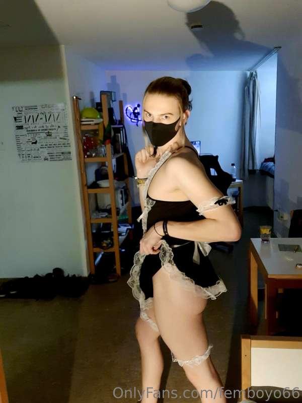 Are you again peeking on my ass? Ok, today is the day i ll s..