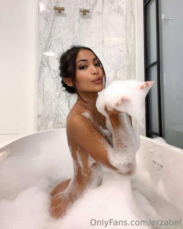 Showering alone is boring, so here's your invite to join me ..