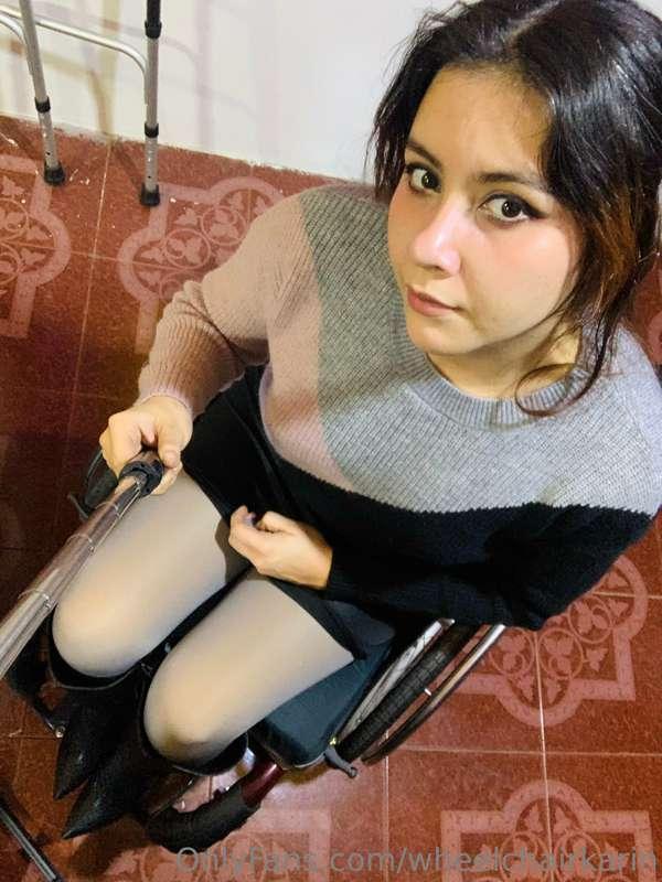I know I'm quite chubby but soon I'll be back to my normal w..