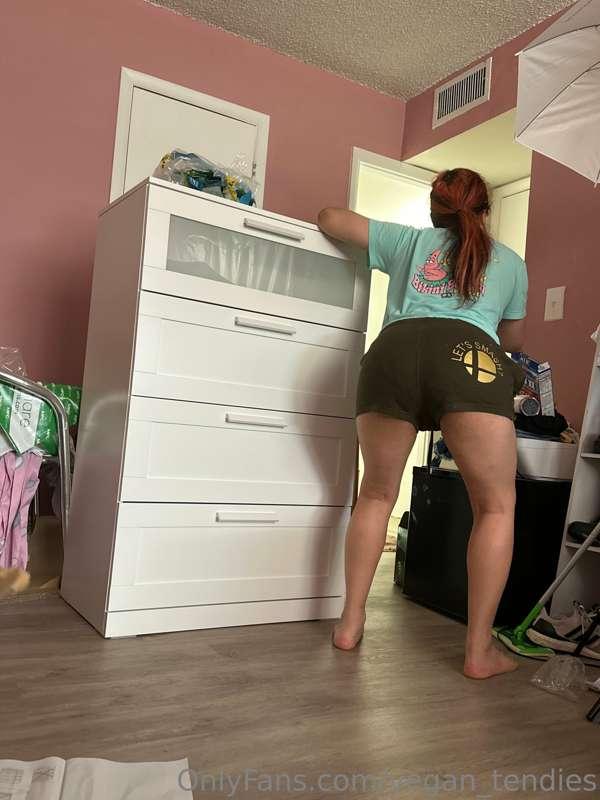 We built that new dresser I’m finna sell all my used dirty n..
