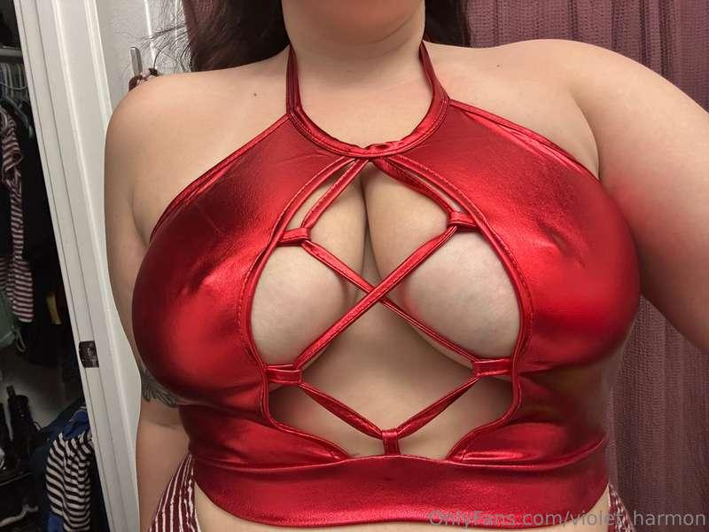 dm me your desires ❤️‍🔥