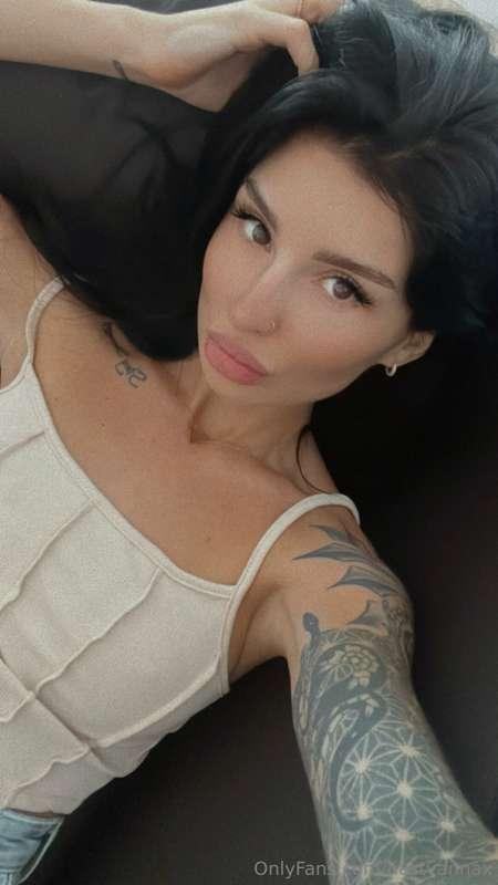 Hello world! 😚