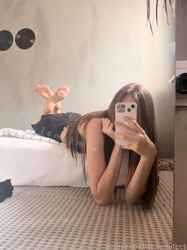 

#fyp #feetgirl #feet #footmodel #cutegirl #babygirl #daddysgirl #petite 