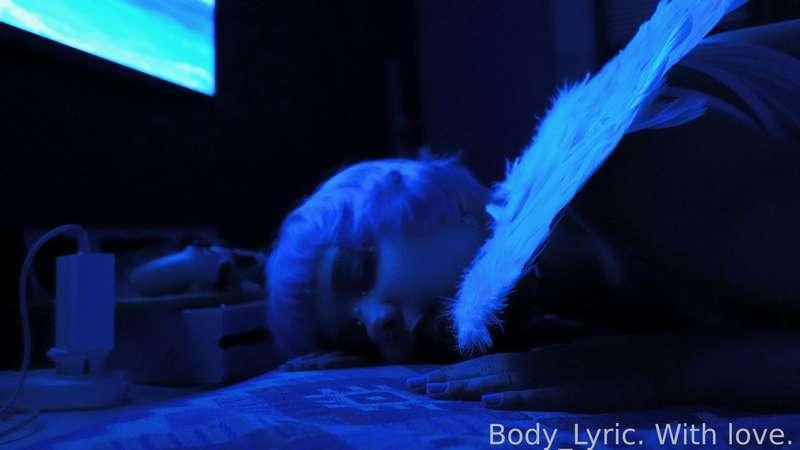 body_lyric image #1