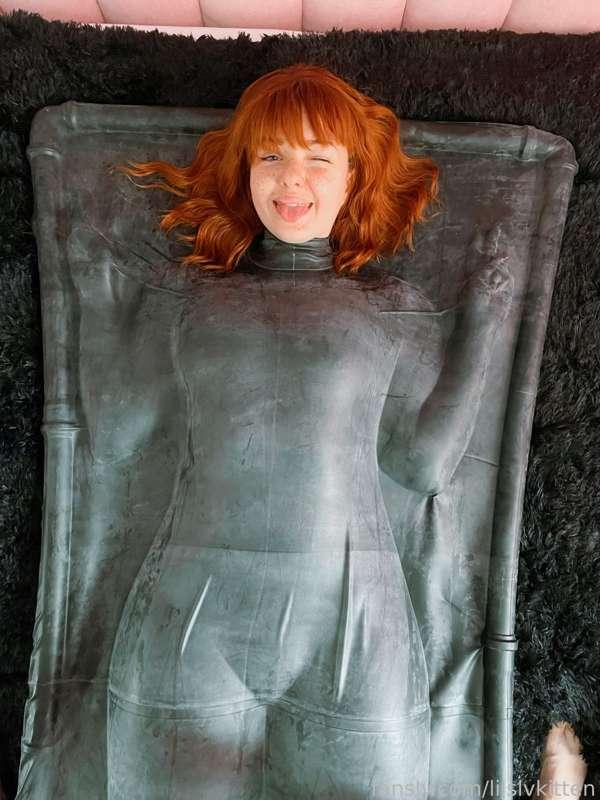 lilslvkitten image #1