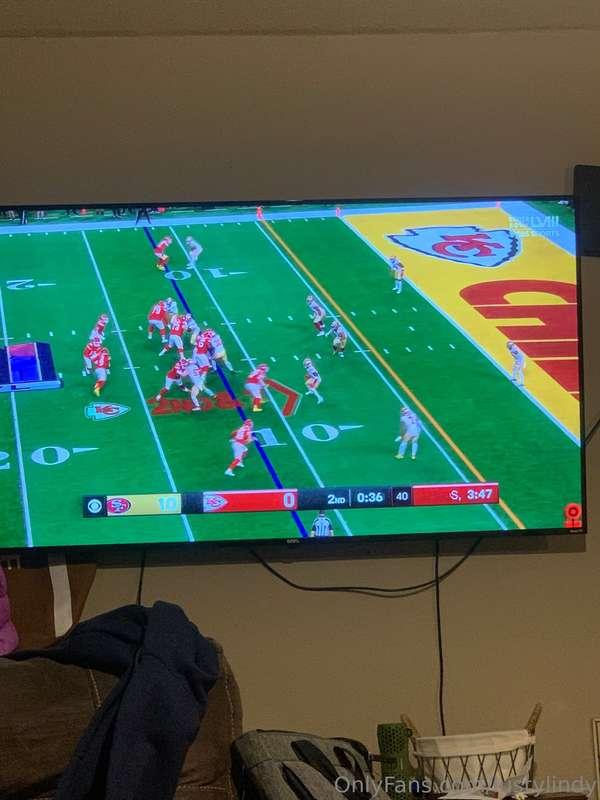 Chiefs all the way!!! Treat if your for the Chiefs and you’l..