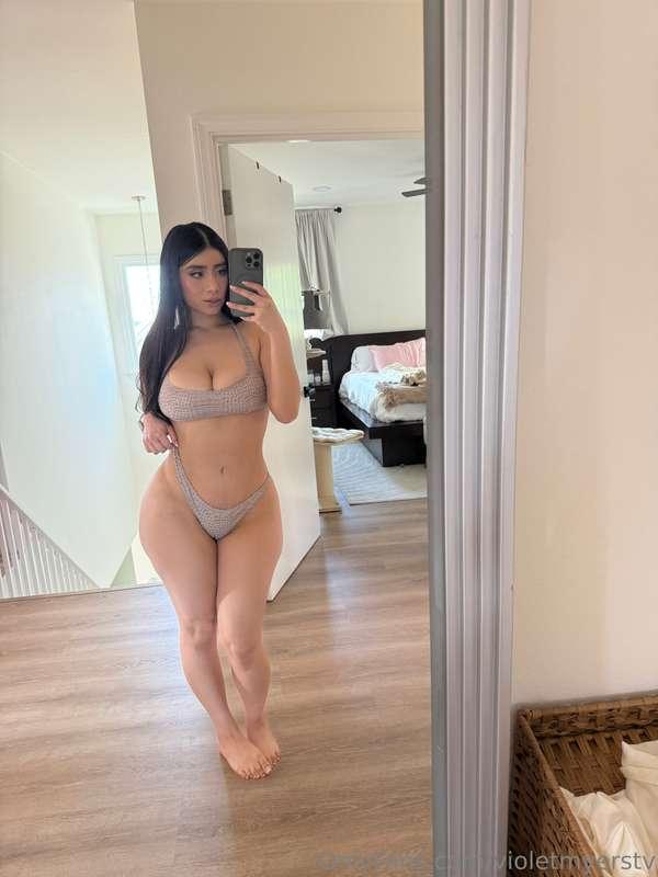 I wanna spice up your day daddy 🥰https://onlyfans.com/violet..
