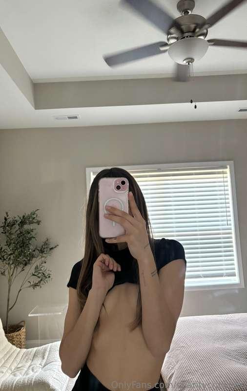 you can play with my titties 🙈
