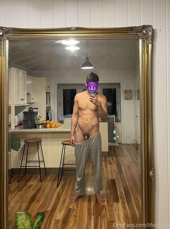 🍬 YOU wanted a late night snack? 🍬