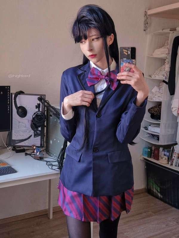 Give Komi head pats? >.<