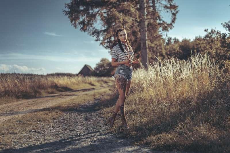 Lou Lou - Cowgirl :Photos