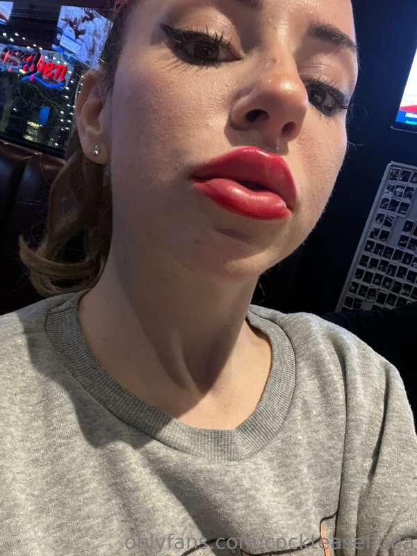 We did the spiciest ever hot wing challenge and it made my l..