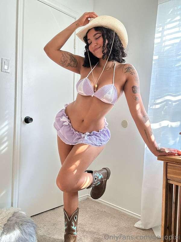 Major "Cowgirl" photo dump! 🤠 I know it's gonna be hard to c..
