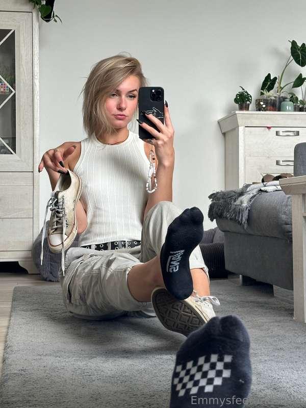 emmyfeetandsocks image #1