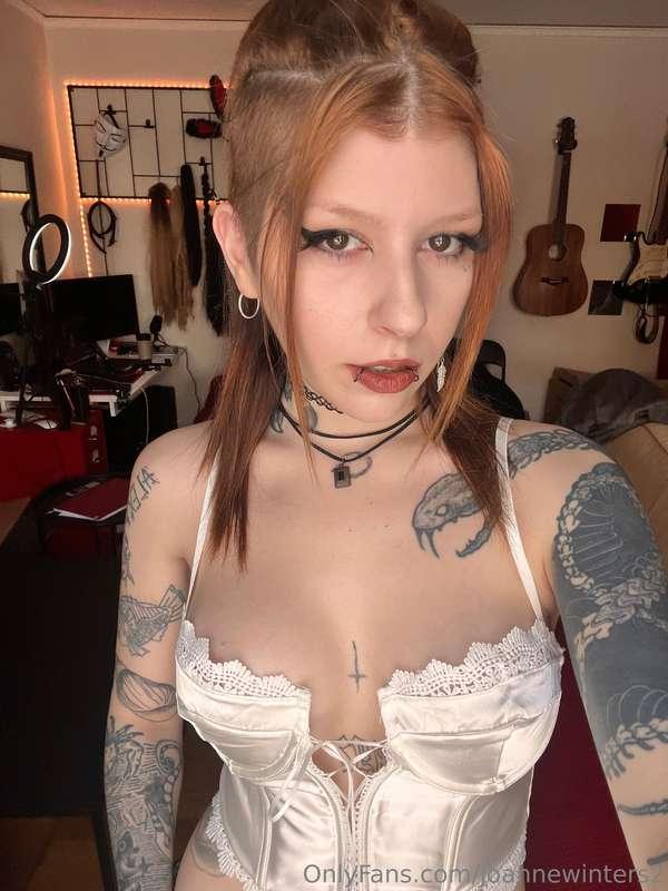 Do you like white on me?