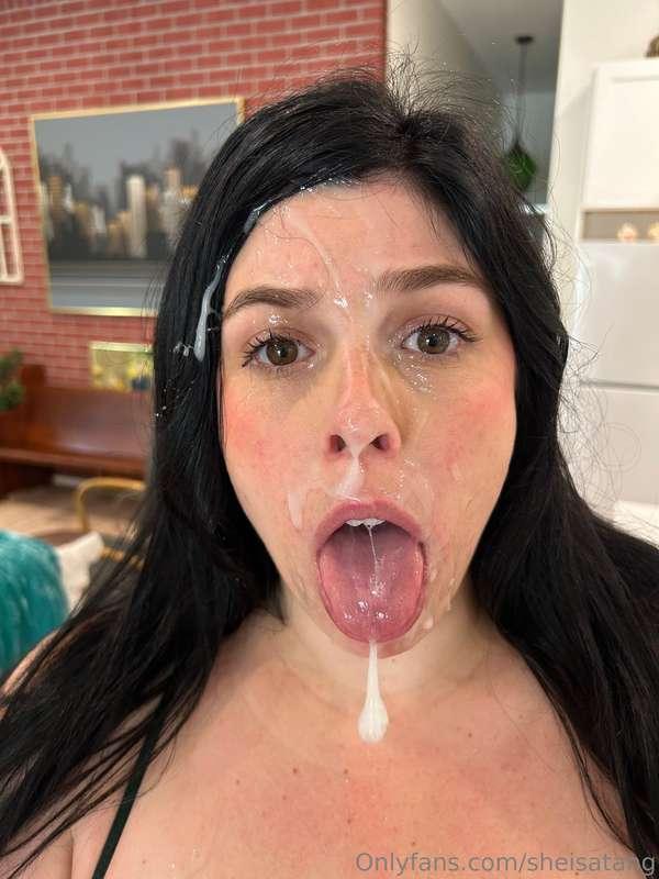 sheisatang image #1