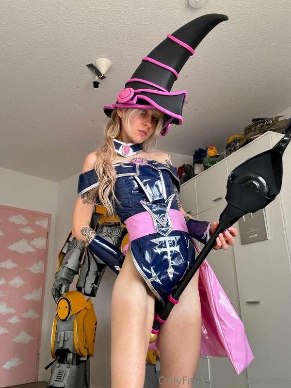 Swipe to take off Dark Magician Girls dress👀 I’ll take some ..