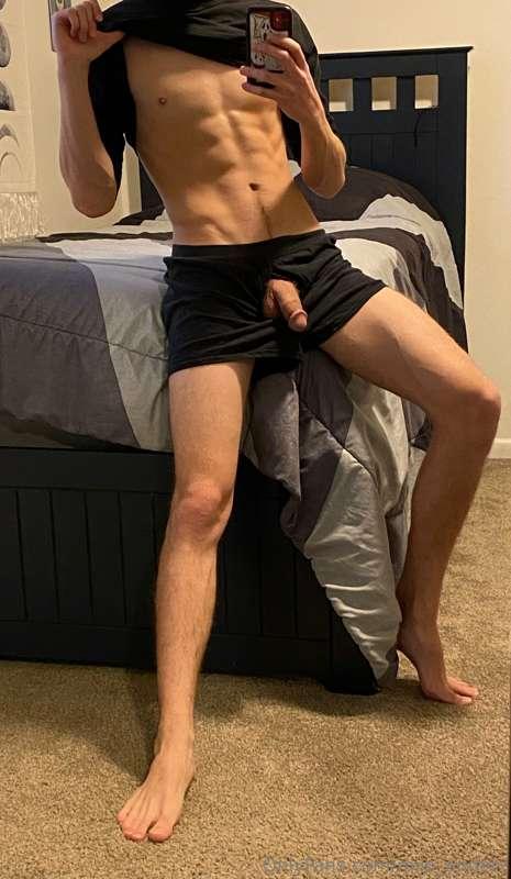 Be honest, have you failed No Nut November yet? 👀