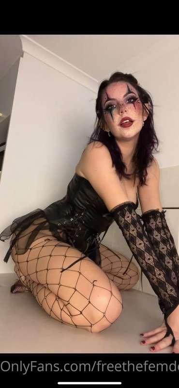 @thefemdomfairy