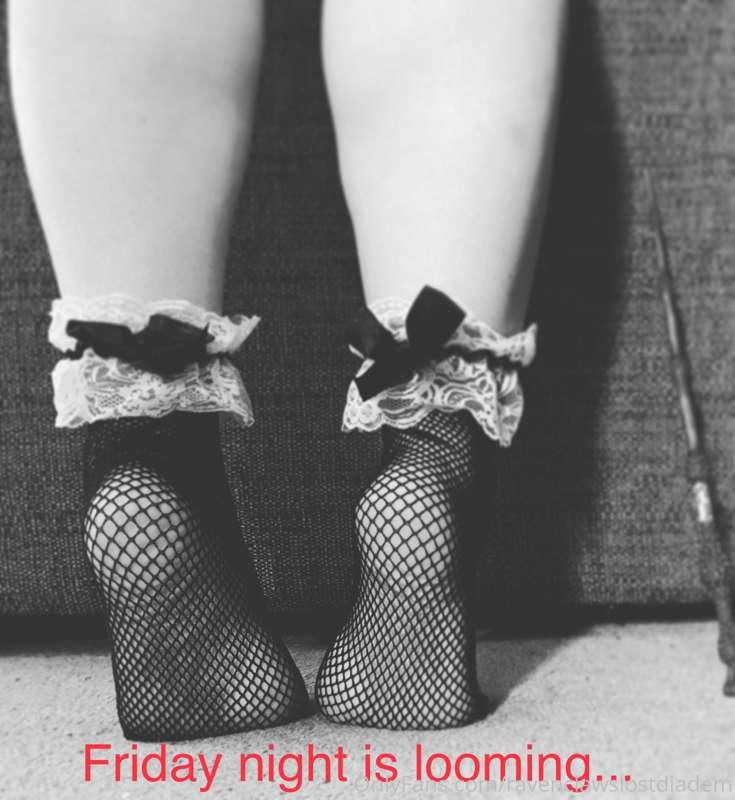 Friday night is looming... 😈 cum tell me what pictures of my..