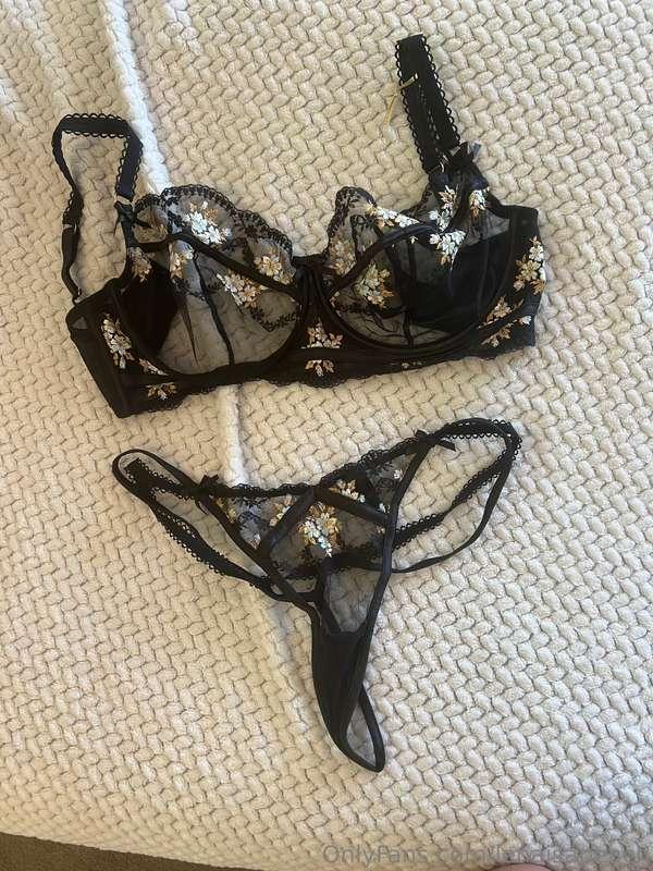 lenaisapeach image #10