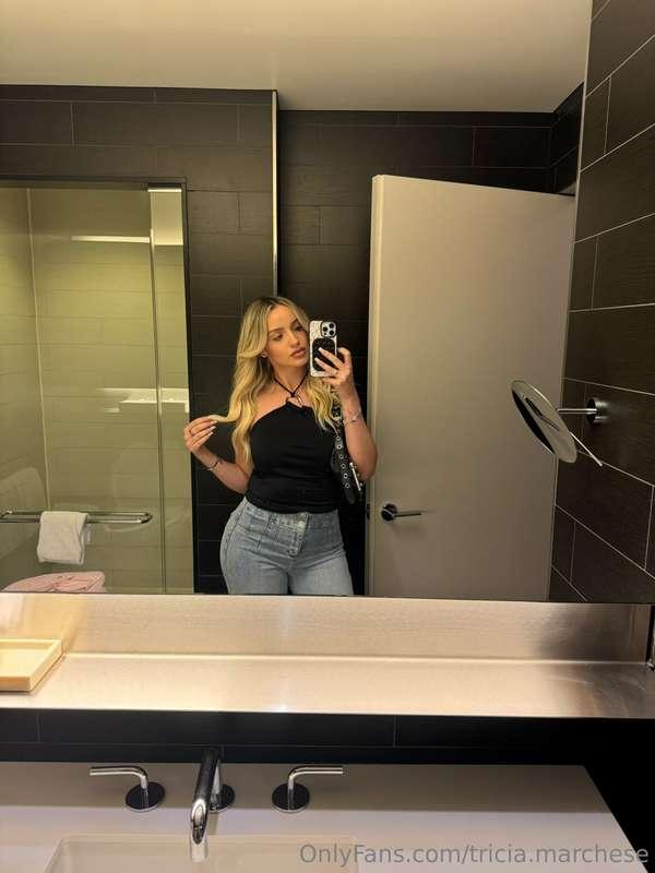 Spicy content loading… 😜