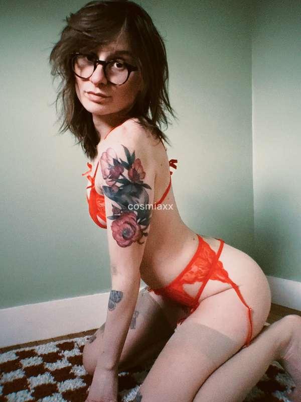 cosmia image #1