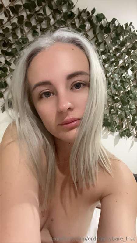 I was told I look like Khaleesi from game of thrones 😅 What ..