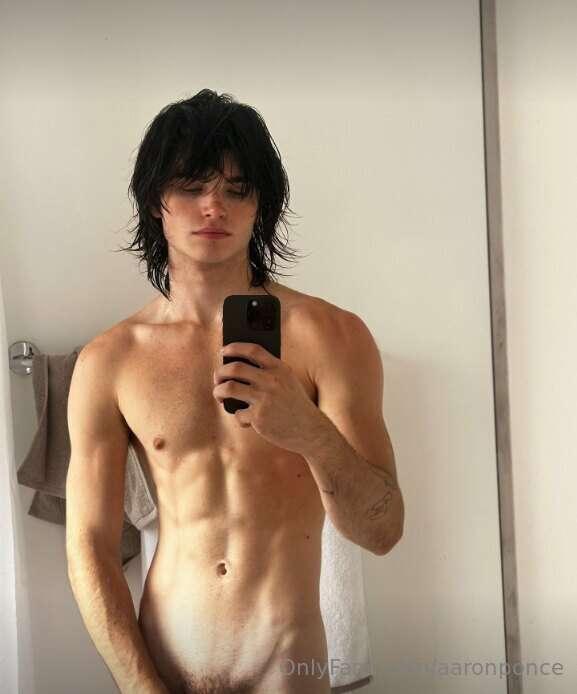 horny tonight? 😈😏

spam and likes all my post! dm me for a t..