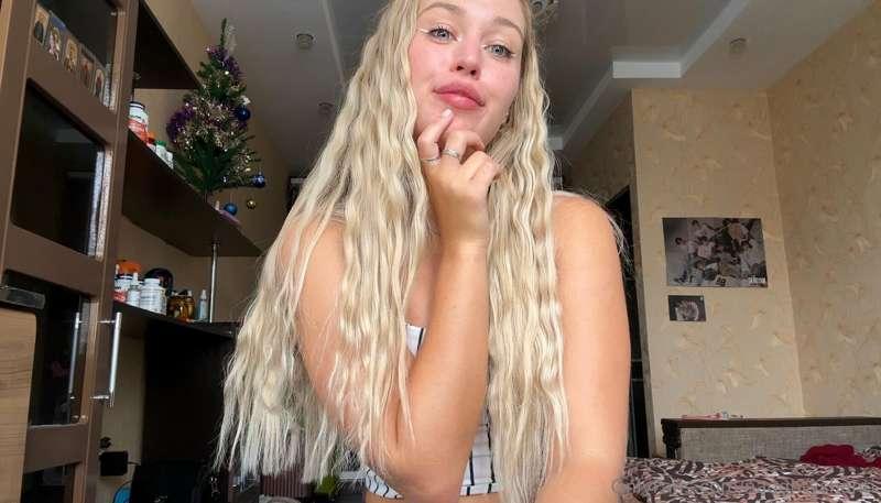 Am I a real goddess? 👸