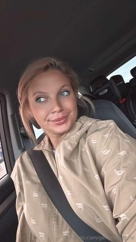 Got my lips done so they are more plump for your cock