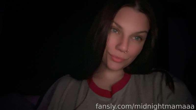 say goodnight to mommy before you go to sleep 









#mommy #milf #ropeplay #solo #pumping #kinky #milk #milkytits #lactation #lactating #lactate #milkfetish #naturalboobs #saggytits #bignaturalboobs
