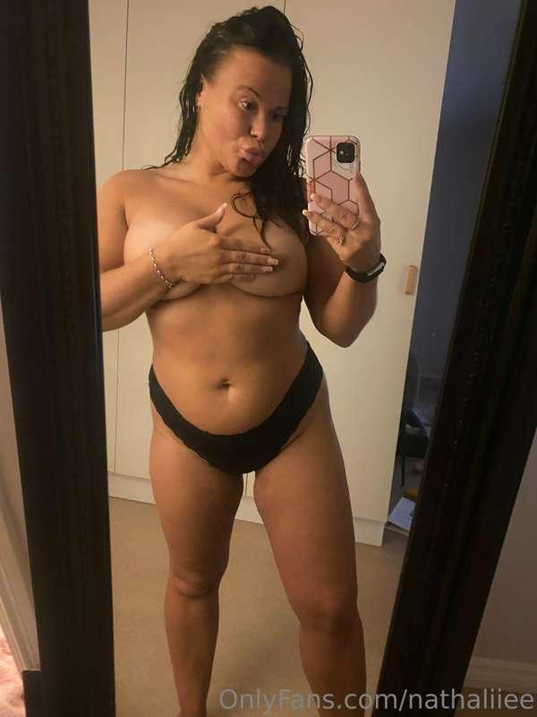 Don’t forget to like and comment my pictures and send some t..