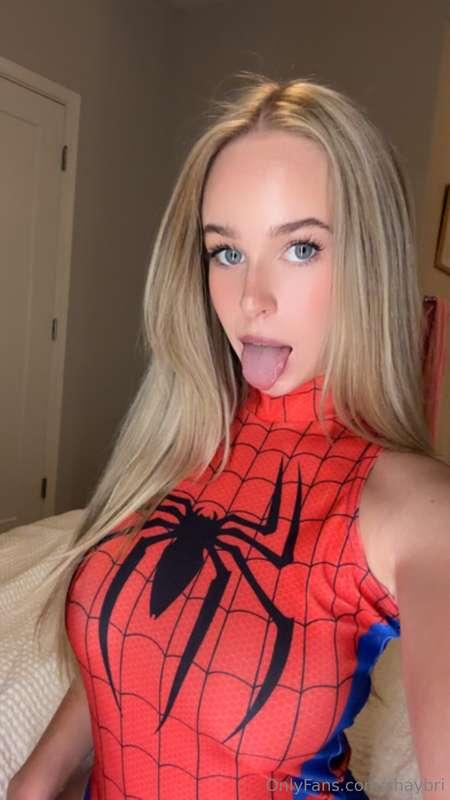 50 votes on yes and I'll make new content in this costume🙈😈