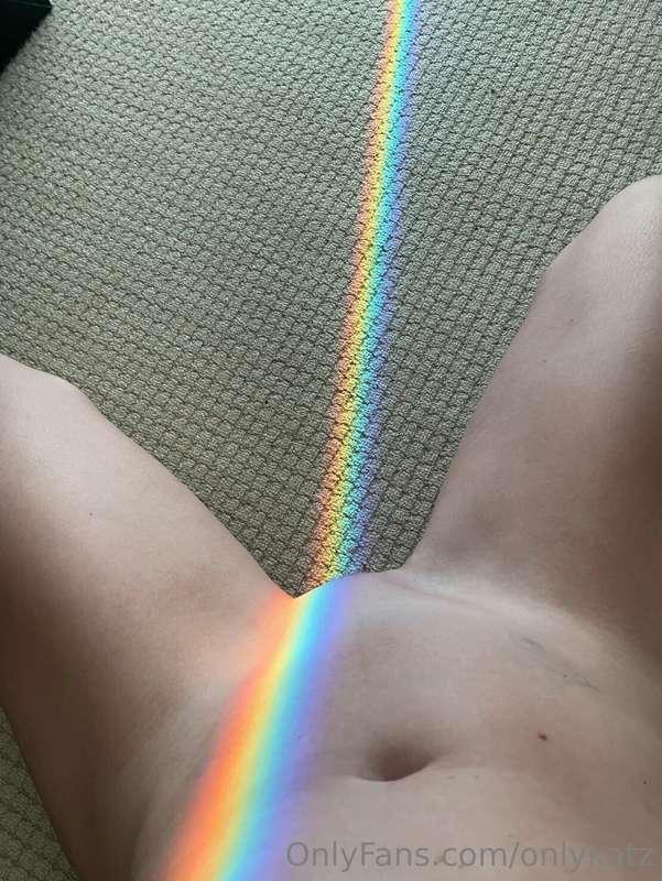 If only i could squirt rainbows haha 😂