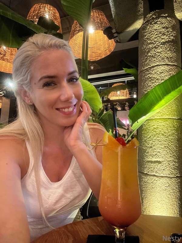What are you doing on Saturday night? 🍹