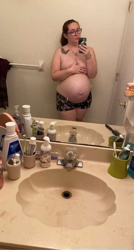Unlock for lots of titty content and some full nudes😍😍😘🤤💦