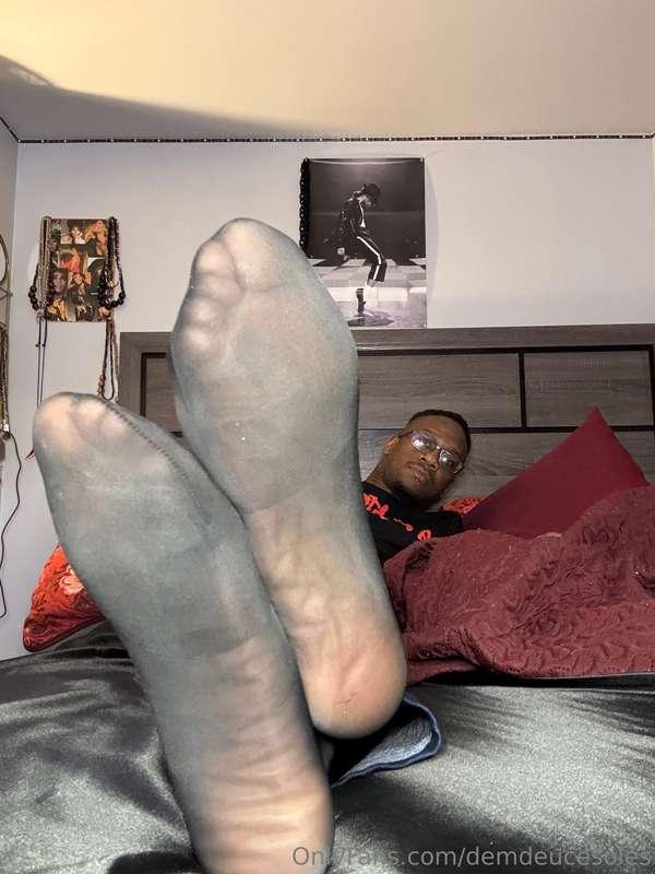 SMELL MY SHEER SOCKS BOYYYYYY 😛😤😈😮‍💨🔥