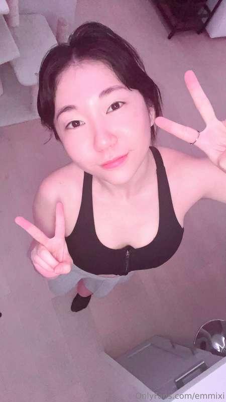 hey you guys! i hope you've had a great weekend and are taki..
