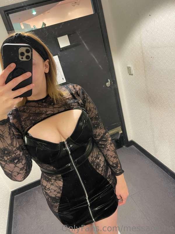 Just brought the sexiest outfit for my next BDSM party😜