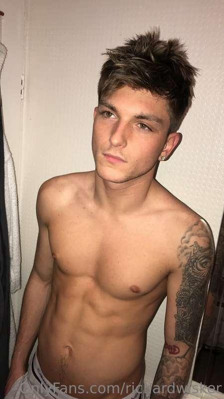 I woke up like this 😏🌶️