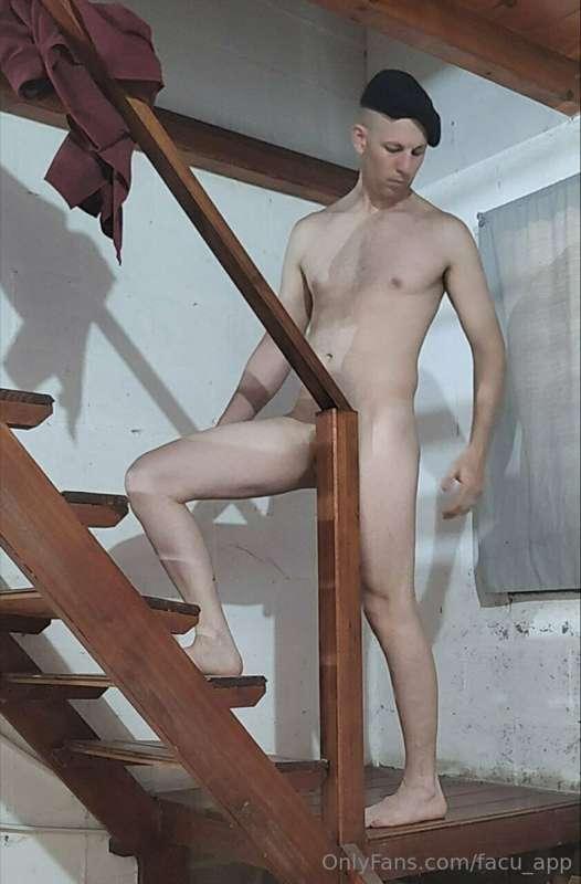 FREE !!!!  FREE !!!!  FREE!!!🎁

 Hello, my name is Nicholas,..