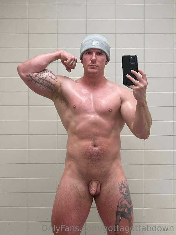 Found another private bathroom at my gym I never knew existe..