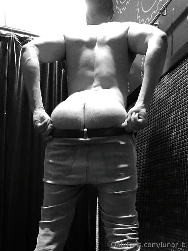 Some throwback thursday for you 😁 took an old pic and made i..