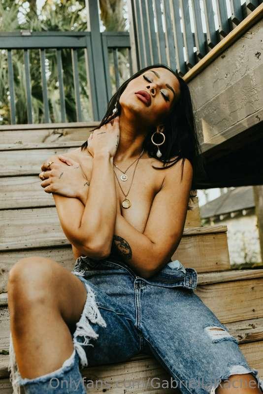 gabriellarachel image #0