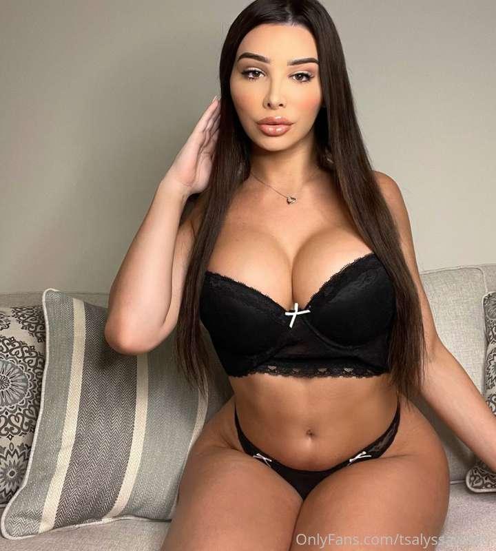 What are you waiting for? Jump in and let's have some hot co..