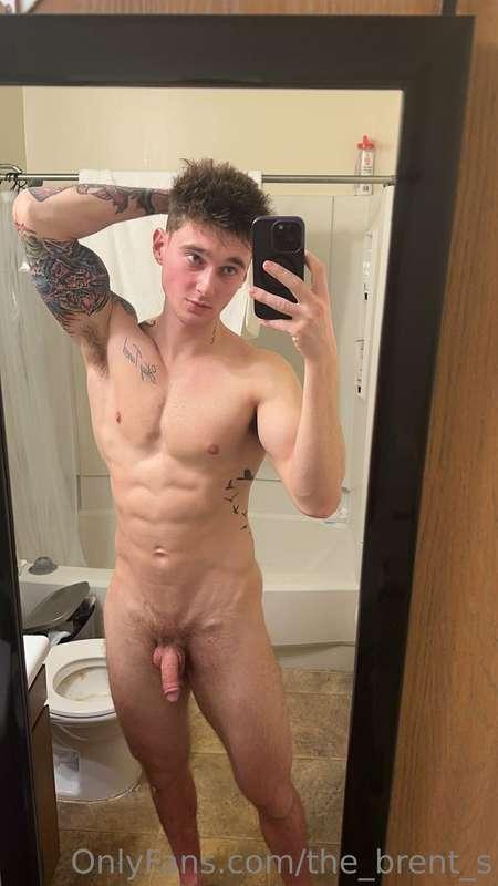 Bathroom photobomb